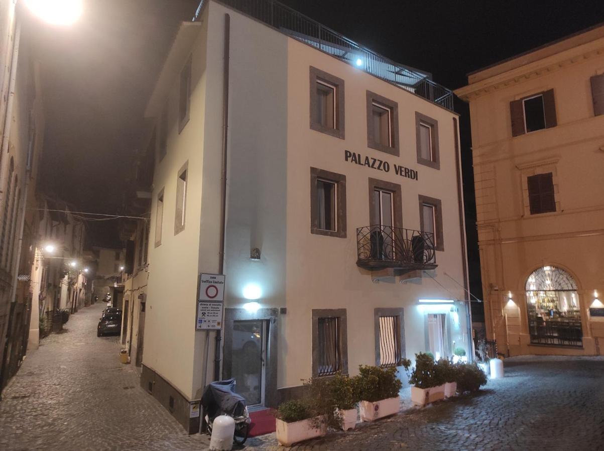 Palazzo Verdi Holiday Viterbe Extérieur photo