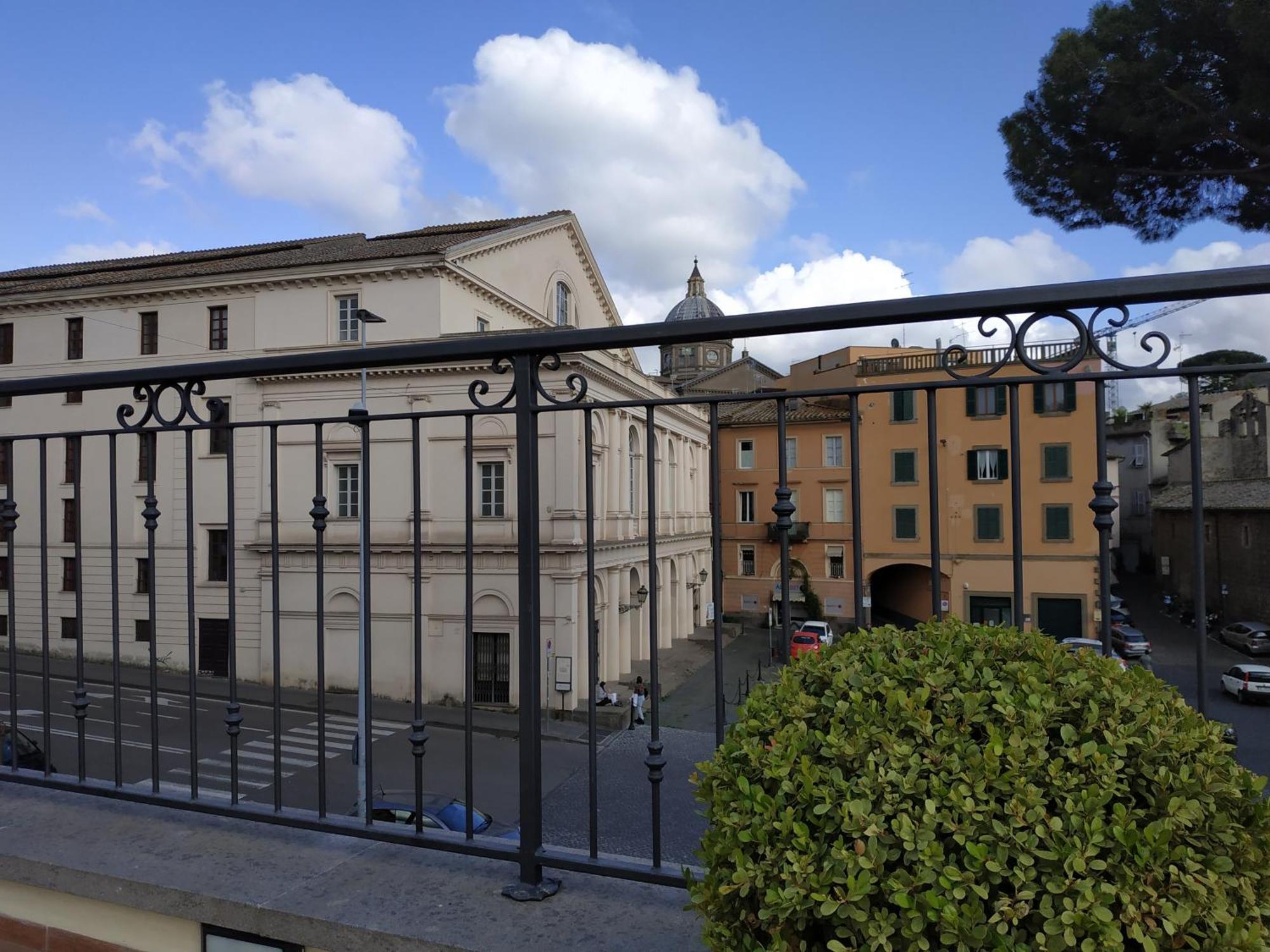 Palazzo Verdi Holiday Viterbe Extérieur photo
